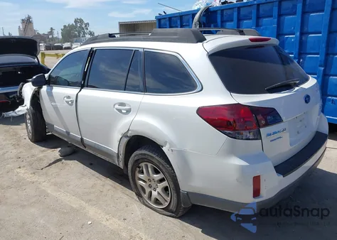 2013 Subaru Outback 2.5I z USA, uszkodzony, nr VIN 4S4BRBAC0D3317814